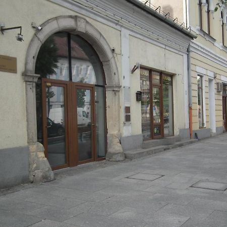 Apartament Bbb48 Cluj Napoca Bagian luar foto